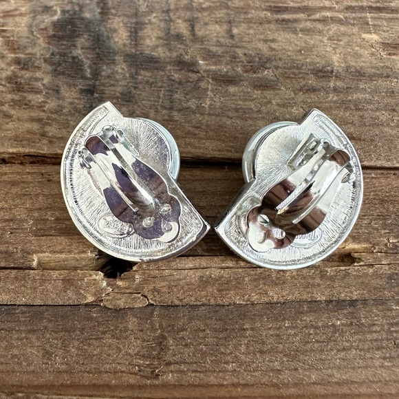 Vintage Silver Clip on Pearl Earrings - Picture 2 of 3